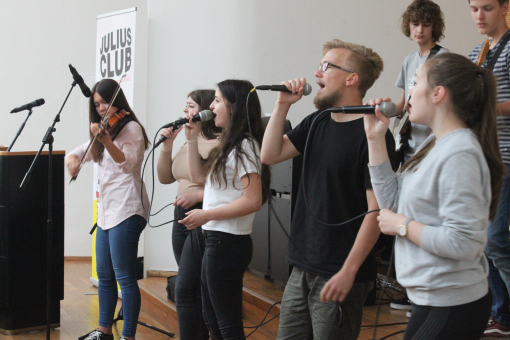 JC2017EröffnungBandTens