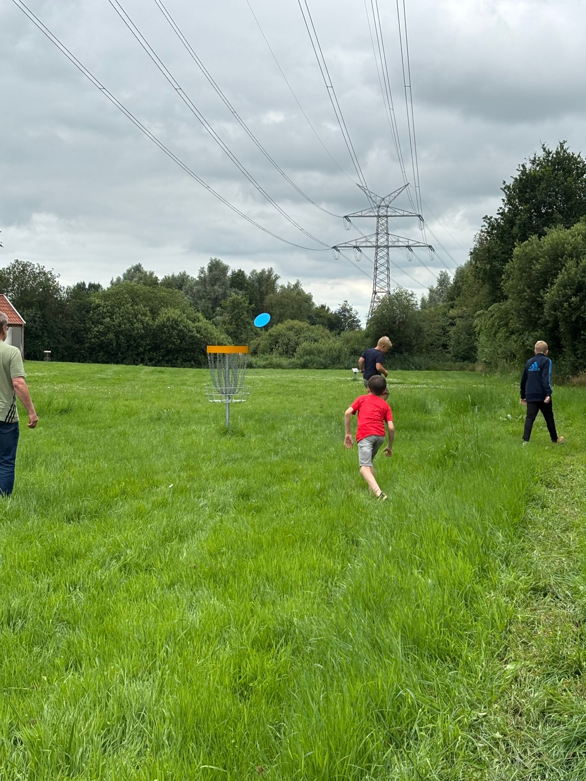 Erfolgreiche Discgolf-Aktion für Kinder im&nbsp;JULIUS-CLUB